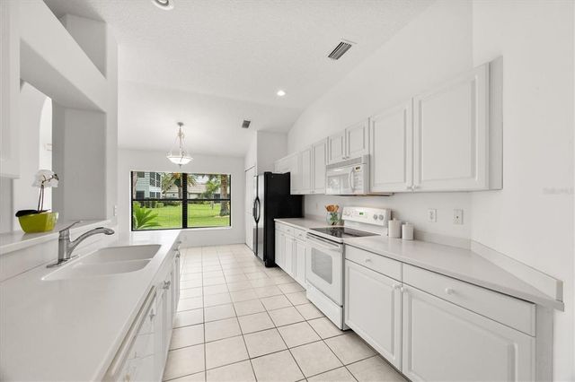 219 INLETS BOULEVARD 219, Nokomis, FL 34275