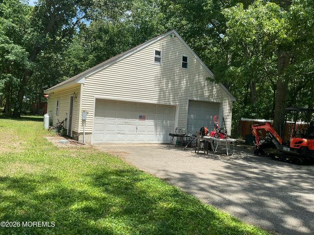 445 Pfister Road, Jackson, NJ 08527