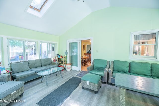 445 Pfister Road, Jackson, NJ 08527