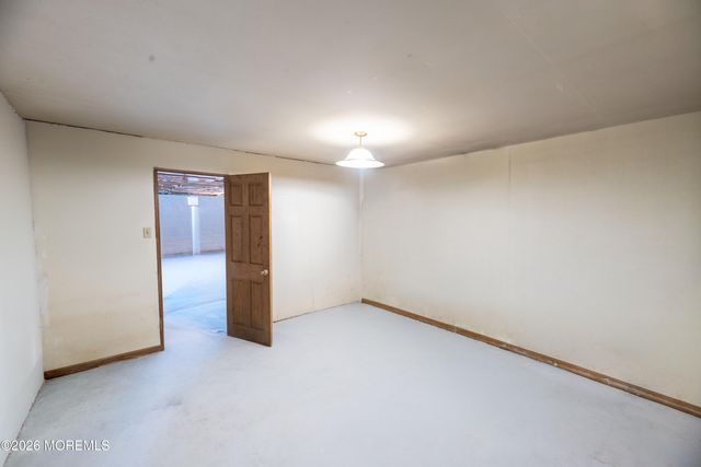 445 Pfister Road, Jackson, NJ 08527