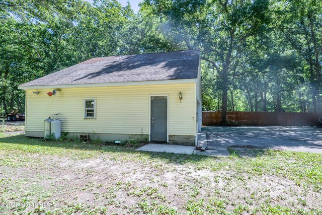 445 Pfister Road, Jackson, NJ 08527