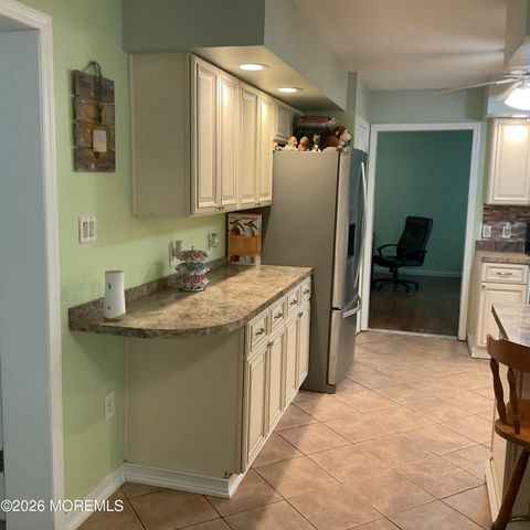 445 Pfister Road, Jackson, NJ 08527