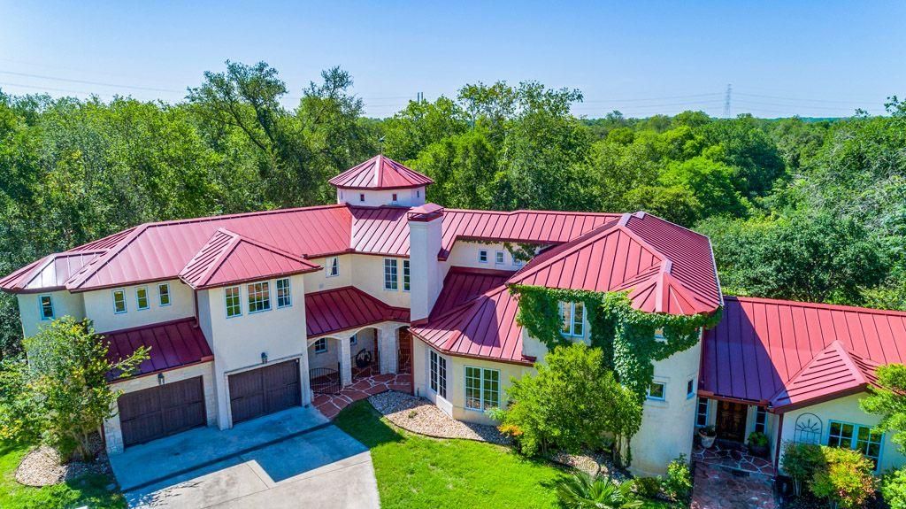 541 Martindale Falls RD, Martindale, TX 78655