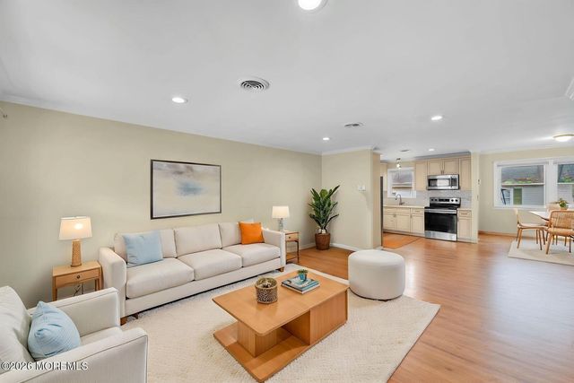 20 Falmouth Avenue 72, Whiting, NJ 08759