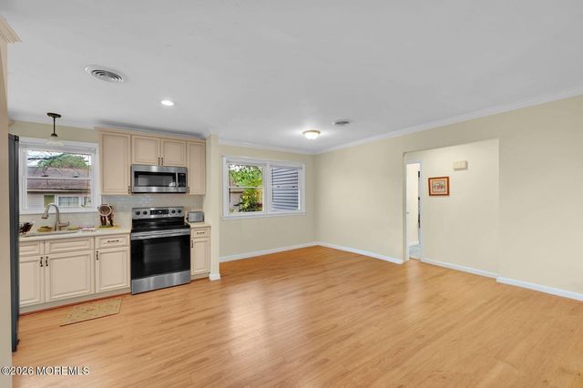 20 Falmouth Avenue 72, Whiting, NJ 08759