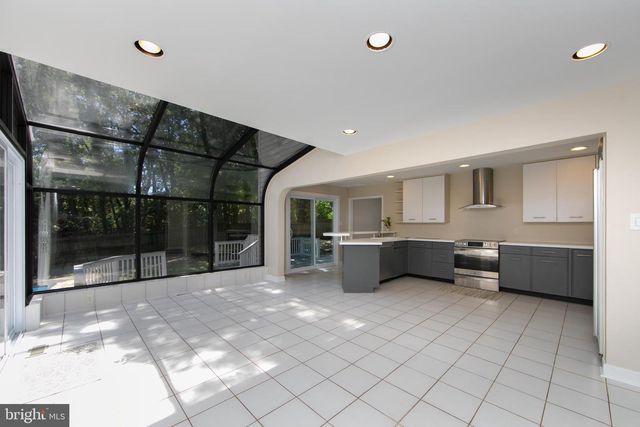49 BRADFORD WAY, Voorhees, NJ 08043