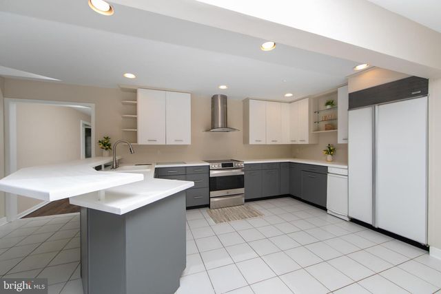 49 BRADFORD WAY, Voorhees, NJ 08043
