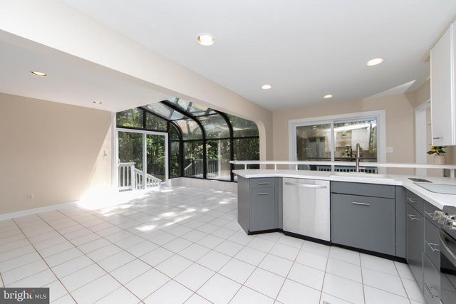 49 BRADFORD WAY, Voorhees, NJ 08043