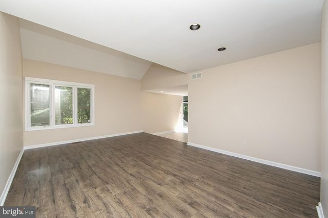 49 BRADFORD WAY, Voorhees, NJ 08043