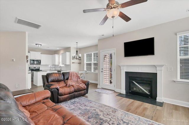 215 Farmhouse Lane, Carthage, NC 28327