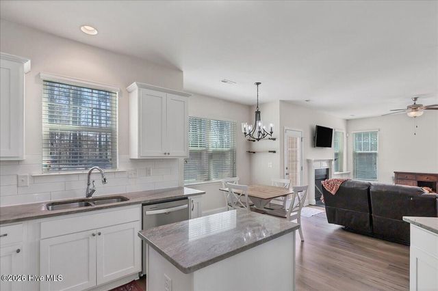 215 Farmhouse Lane, Carthage, NC 28327