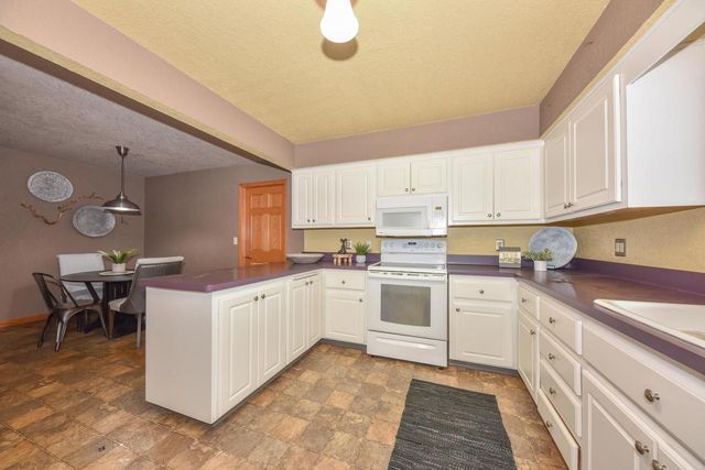 W210N11170 Mountbrooke DRIVE, Germantown, WI 53022