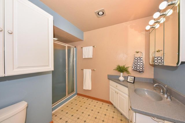 W210N11170 Mountbrooke DRIVE, Germantown, WI 53022