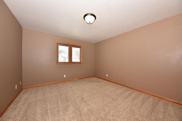 W210N11170 Mountbrooke DRIVE, Germantown, WI 53022