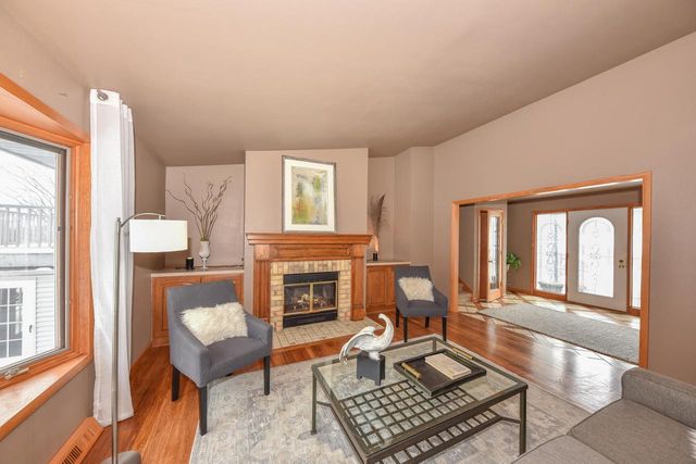 W210N11170 Mountbrooke DRIVE, Germantown, WI 53022