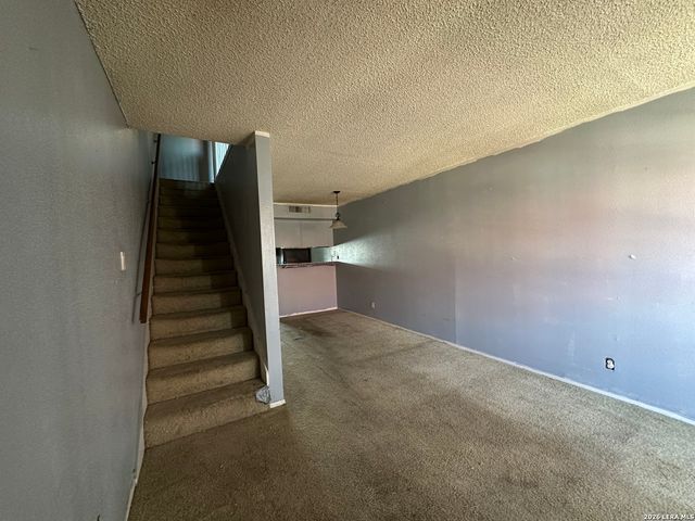 3243 Nacogdoches Rd Apt 906, San Antonio, TX 78217