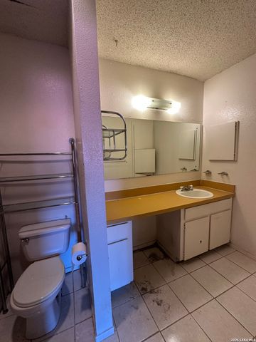 3243 Nacogdoches Rd Apt 906, San Antonio, TX 78217