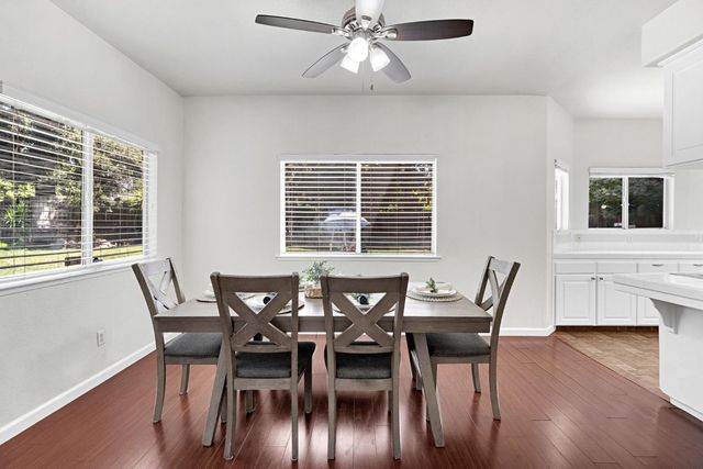 838 E Omaha Avenue, Fresno, CA 93720