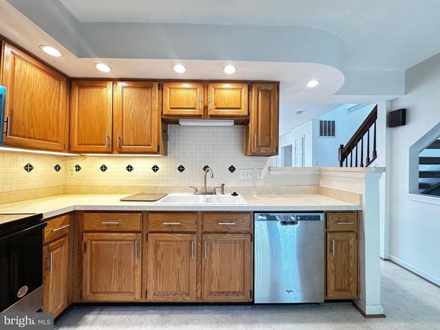 9799 MOCK ORANGE CT, Manassas, VA 20110