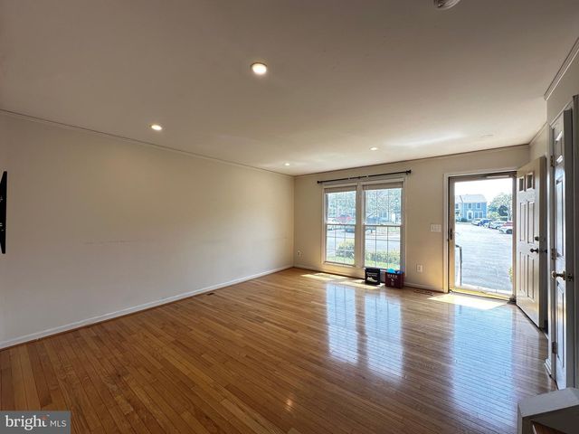 9799 MOCK ORANGE CT, Manassas, VA 20110
