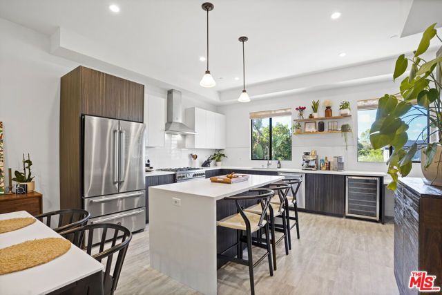 6716 N Royce Lane, Van Nuys (los Angeles), CA 91411