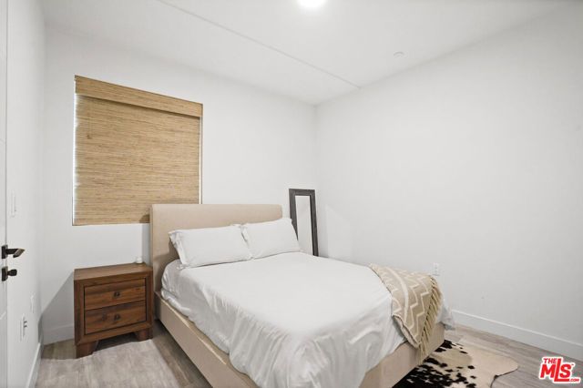 6716 N Royce Lane, Van Nuys (los Angeles), CA 91411