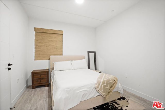 6716 N Royce Lane, Van Nuys (los Angeles), CA 91411