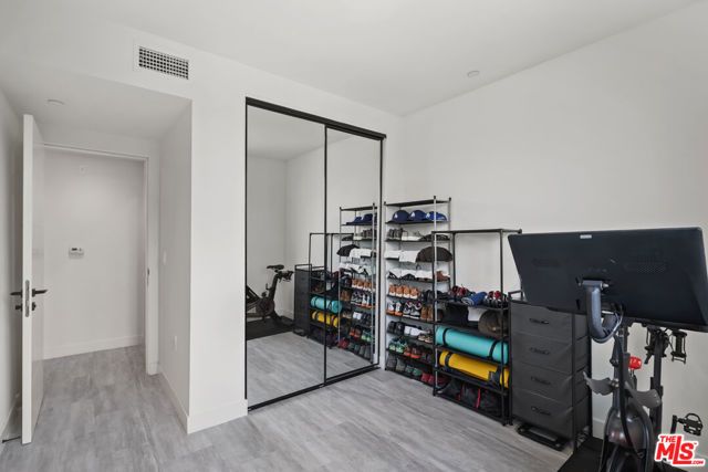 6716 N Royce Lane, Van Nuys (los Angeles), CA 91411