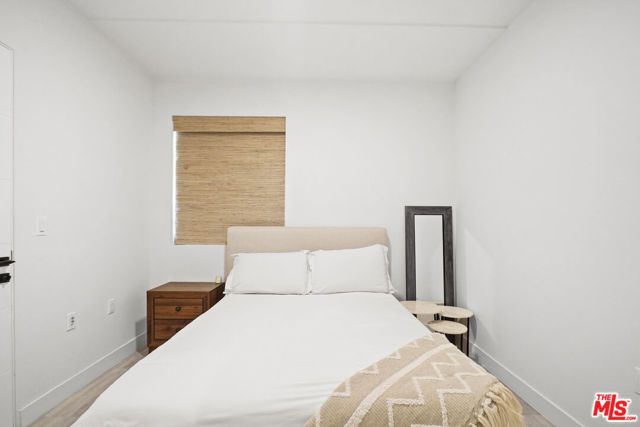 6716 N Royce Lane, Van Nuys (los Angeles), CA 91411