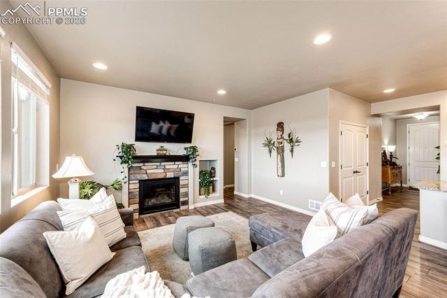 2086 Villa Creek Circle, Colorado Springs, CO 80921