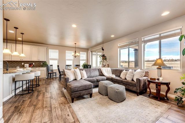 2086 Villa Creek Circle, Colorado Springs, CO 80921