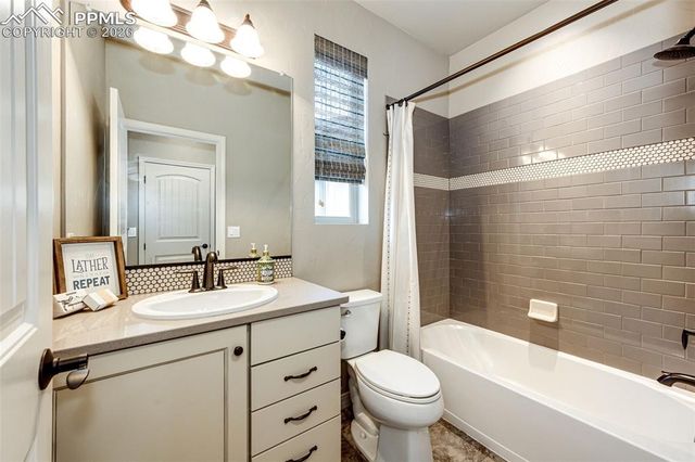 2086 Villa Creek Circle, Colorado Springs, CO 80921