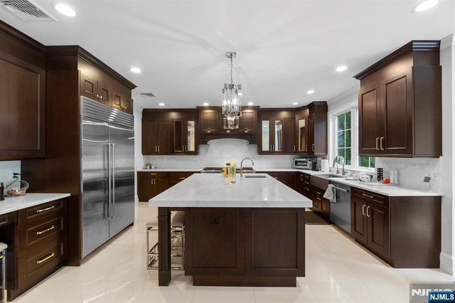 199 Whitman Street, Haworth, NJ 07641