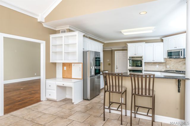 6100 HENLEY HEDGE Court, Montgomery, AL 36117