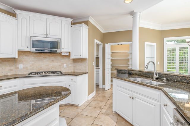 6100 HENLEY HEDGE Court, Montgomery, AL 36117