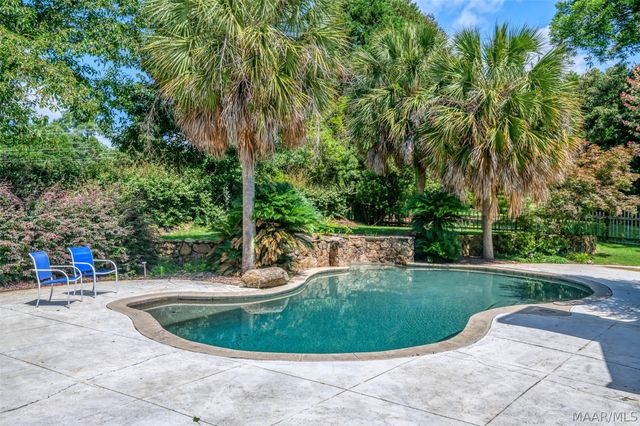 6100 HENLEY HEDGE Court, Montgomery, AL 36117