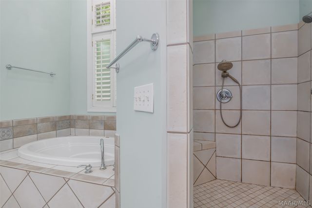 6100 HENLEY HEDGE Court, Montgomery, AL 36117
