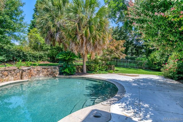 6100 HENLEY HEDGE Court, Montgomery, AL 36117