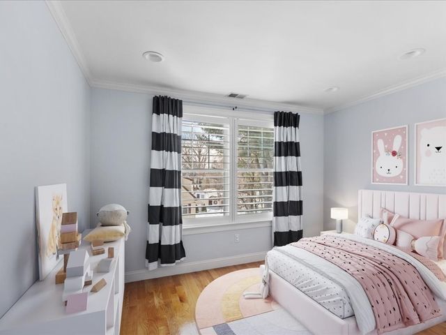 40 Catherine TWO, Boston, MA 02131