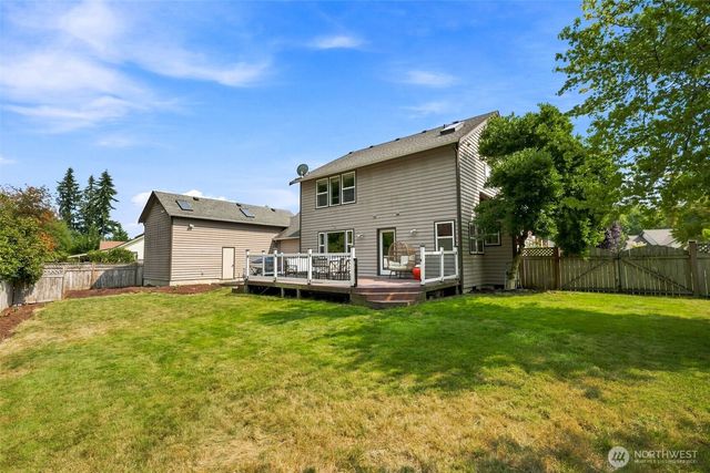 2512 20th Avenue NE, Olympia, WA 98506