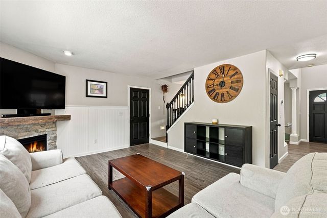 2512 20th Avenue NE, Olympia, WA 98506