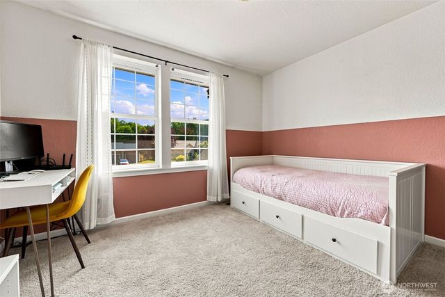 2512 20th Avenue NE, Olympia, WA 98506