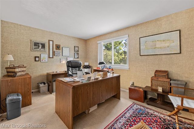 3265 Bloomfield Shore Drive, West Bloomfield, MI 48323