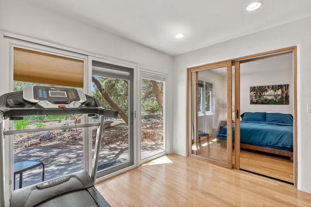 22 Madre De Dios, Santa Fe, NM 87505
