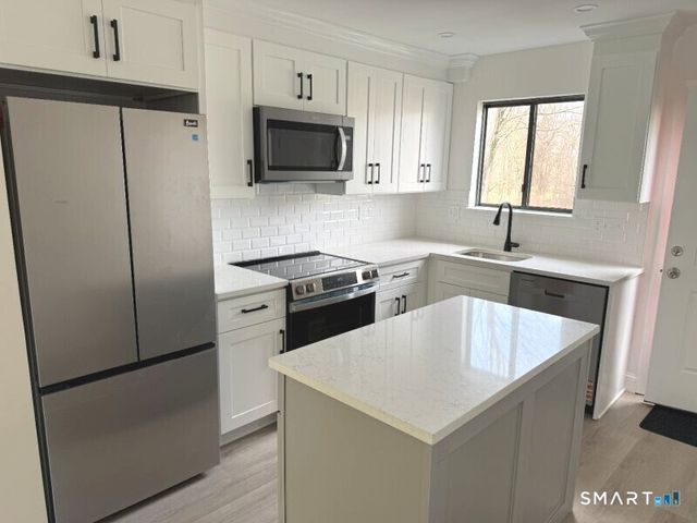 81 Sterling Village 81, Meriden, CT 06450