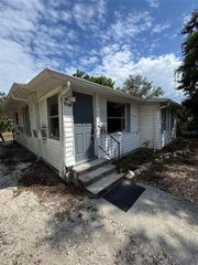 807 W 38TH STREET, Bradenton, FL 34205