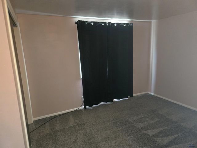 914 FARLOW AVE, Rapid City, SD 57701