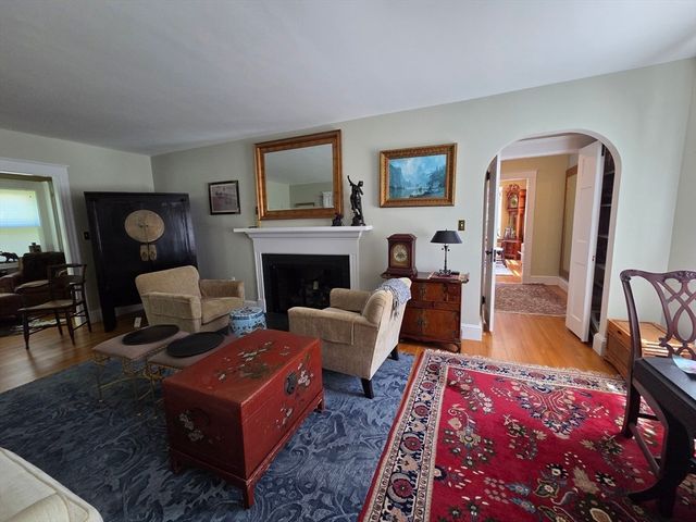 29 Barker St, Pembroke, MA 02359