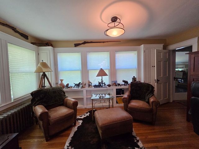 29 Barker St, Pembroke, MA 02359