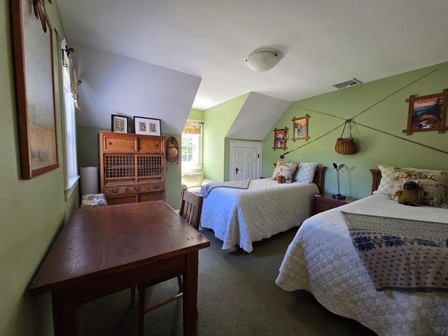 29 Barker St, Pembroke, MA 02359